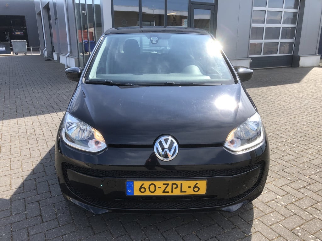 Volkswagen UP! 1.0 move up! bluem.