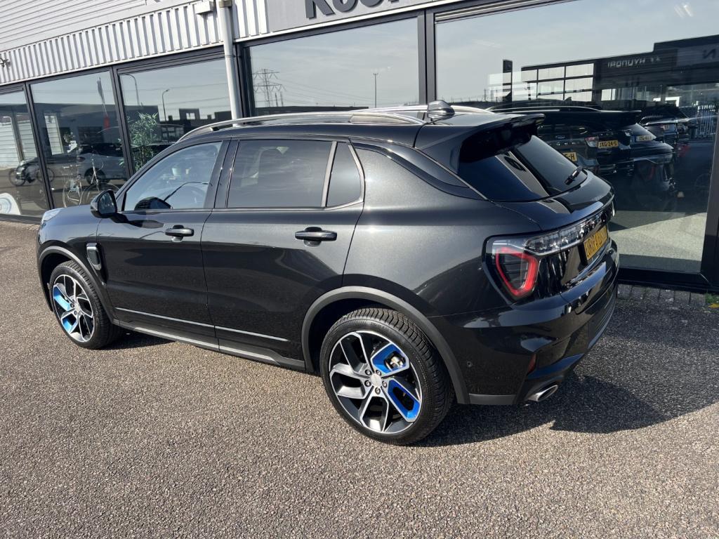 Lynk & Co 01 1.5 261pk phev 7dcth plug in hybrid , pano dak , 360gr camera 