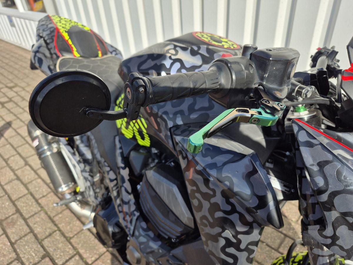 Kawasaki Z800 performance met veel extra's