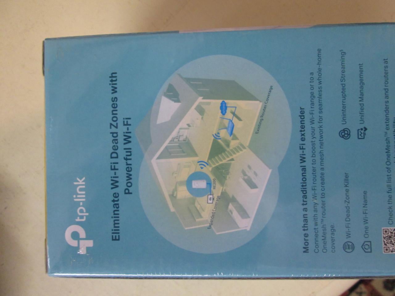 T P link wifi extender AC 750