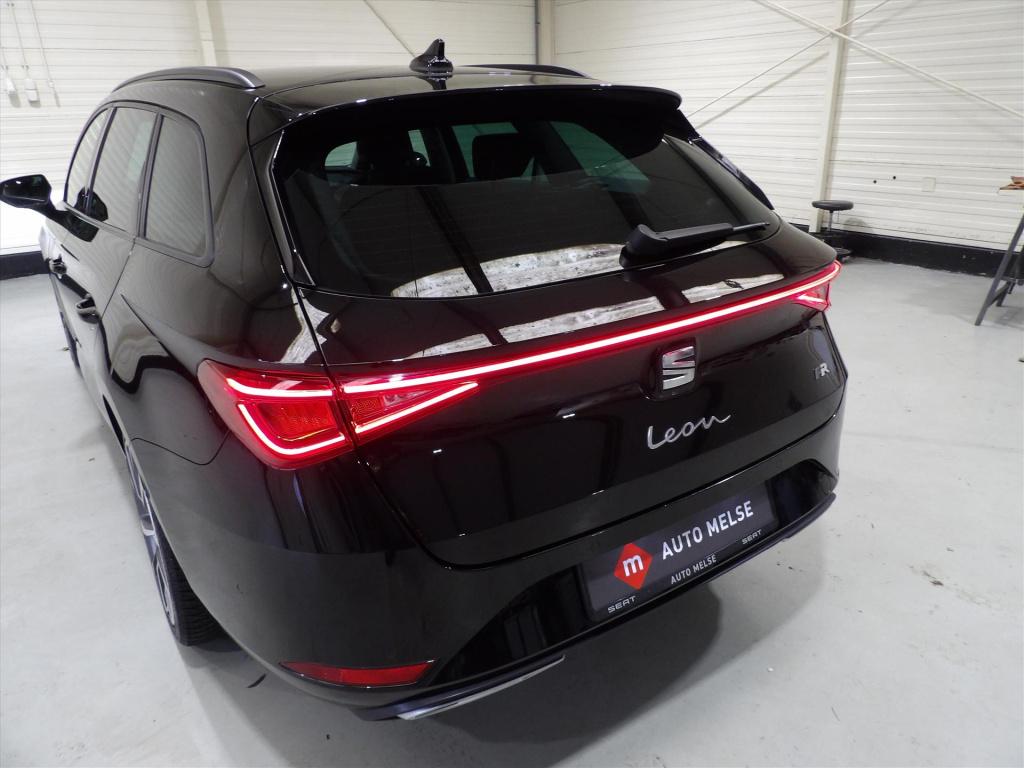 Seat Leon sportstourer 1.5 tsi 150pk fr business intense