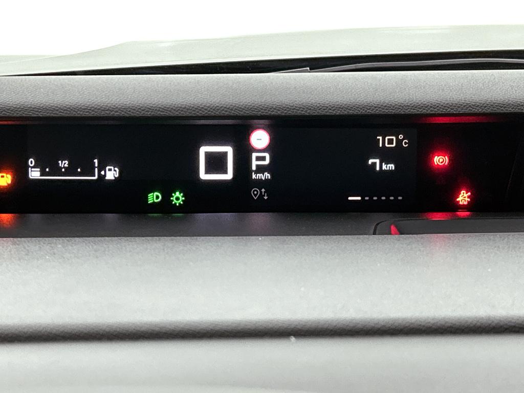 Citroen C3 Aircross hybrid 145pk automaat max 7 persoons | two tone | navig