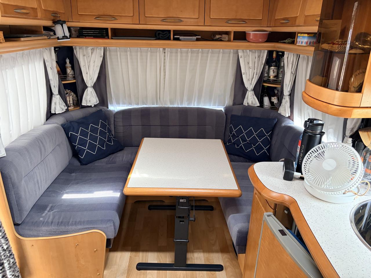Hobby 540UL met Dorema Onyx voortent&luifel