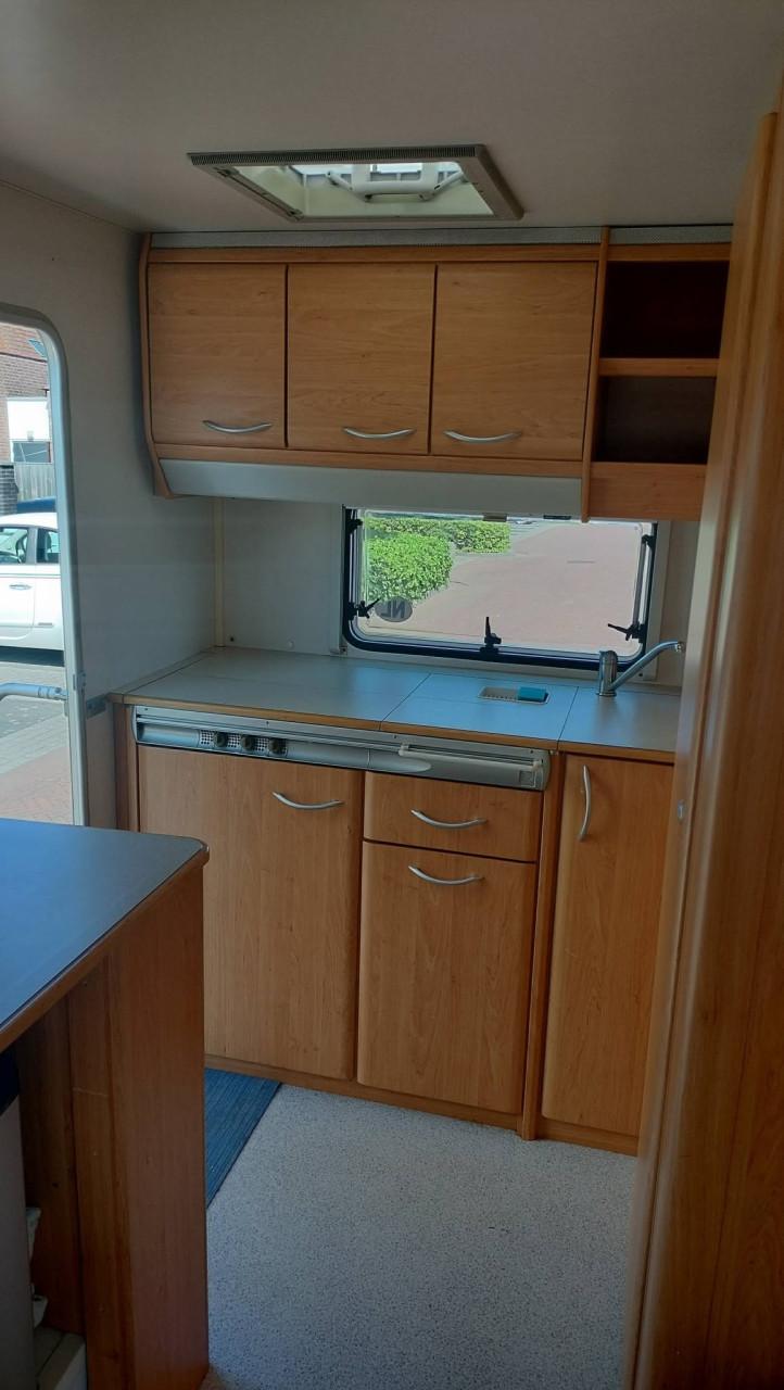 Knaus met prachtige tent / luifel / uitbouw