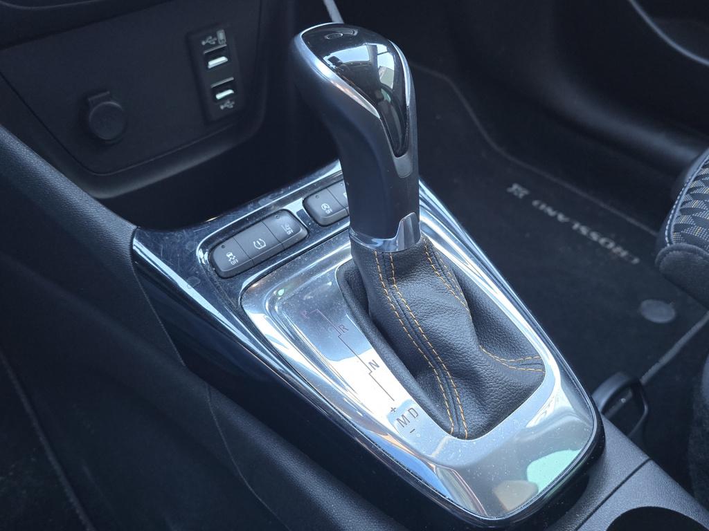 Opel Crossland X 1.2 turbo innovation