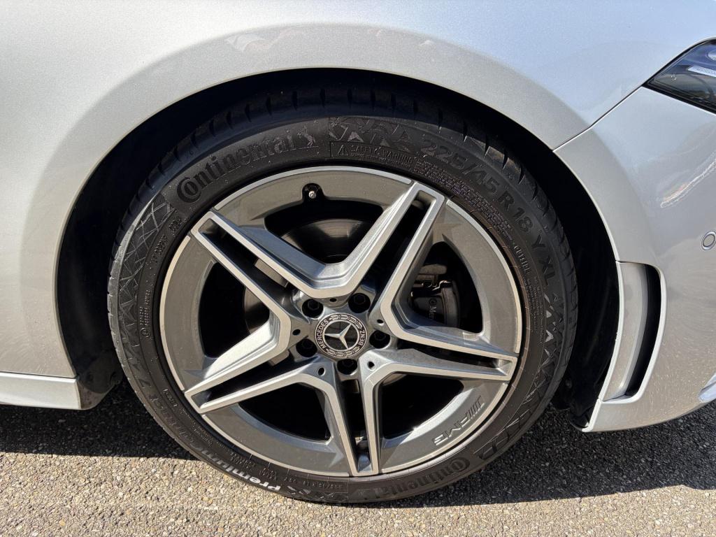 Mercedes-Benz A-Klasse 200 business solution amg bomvol|panoramadak|afneemb