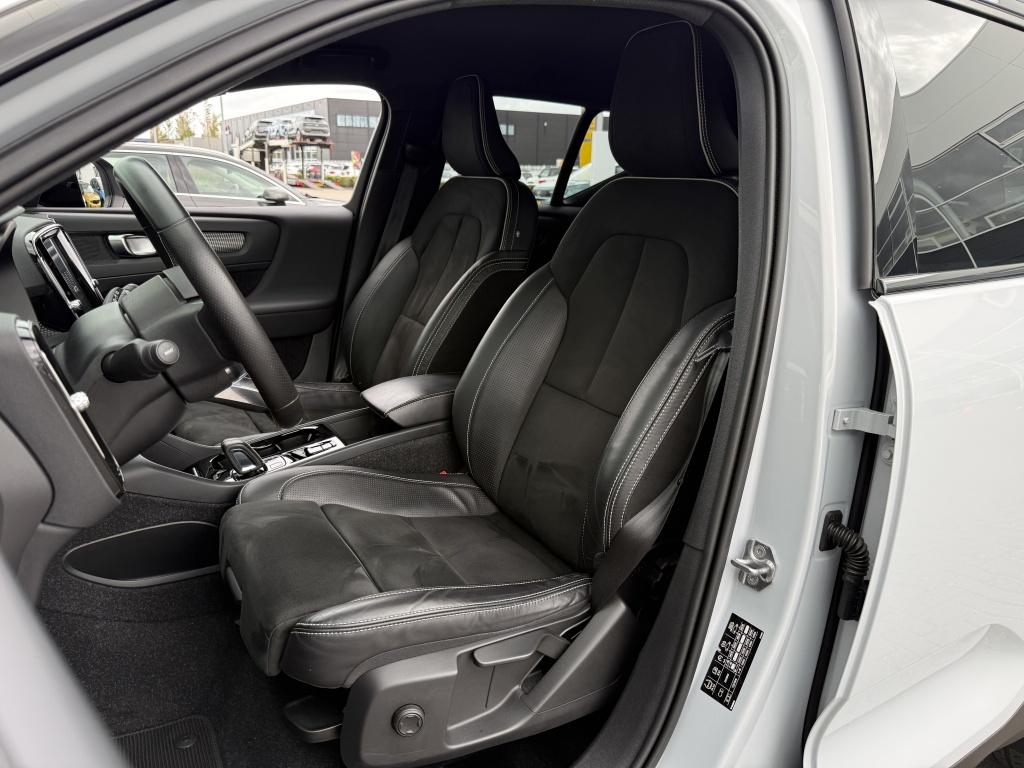 Volvo XC40 t5 262pk recharge r-design| adap.cruise| trekhaak| camera| keyle