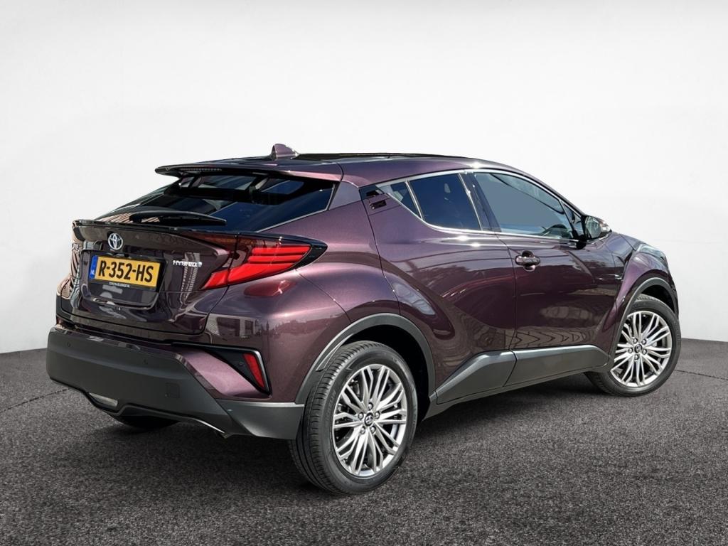 Toyota C-hr 1.8 hybrid executive
