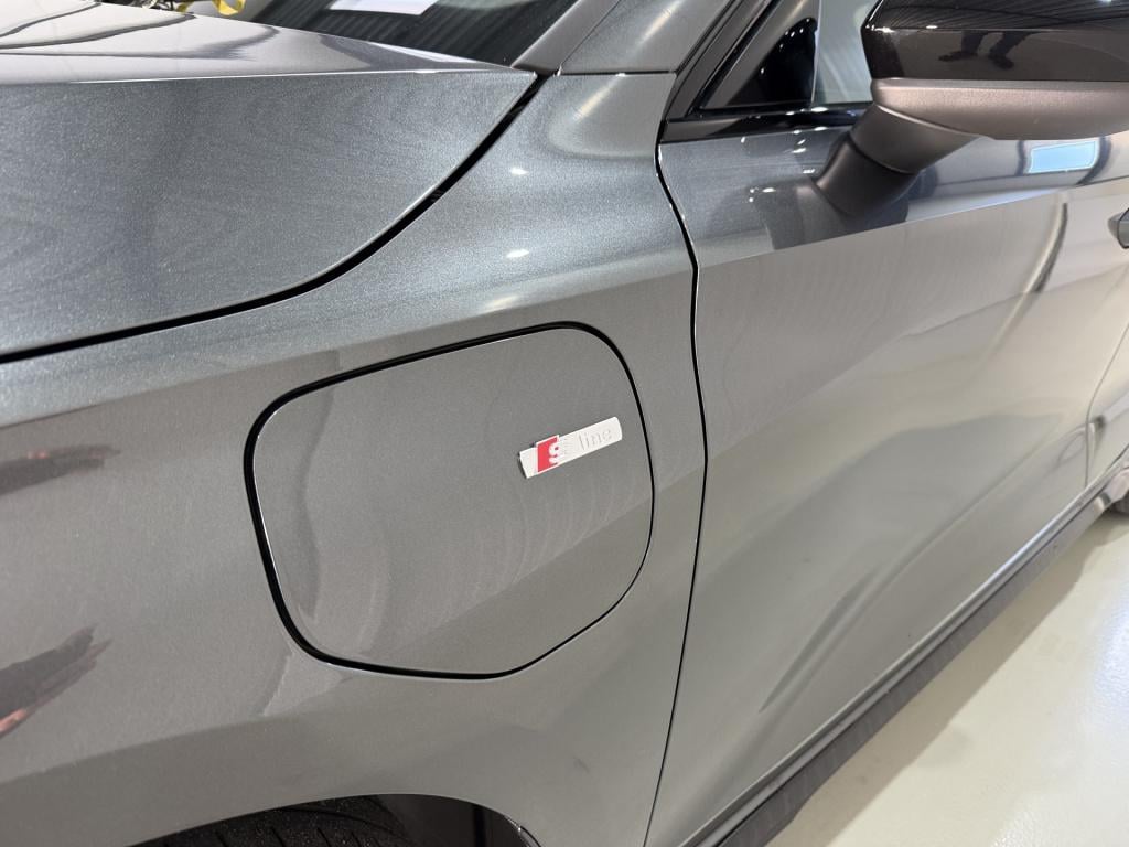 Audi A3 sportback 45 tfsi e 272pk s edition | pano dak | zwart optiek | acc