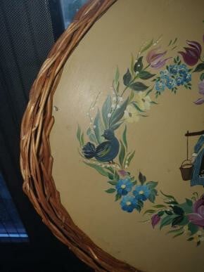 Leuk vintage rieten dienblad van hand geschilderd puntgaaf 70er....