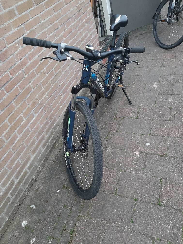 Batavus herenfiets, Batavus damesfiets, B-Twin jongens mountainbike