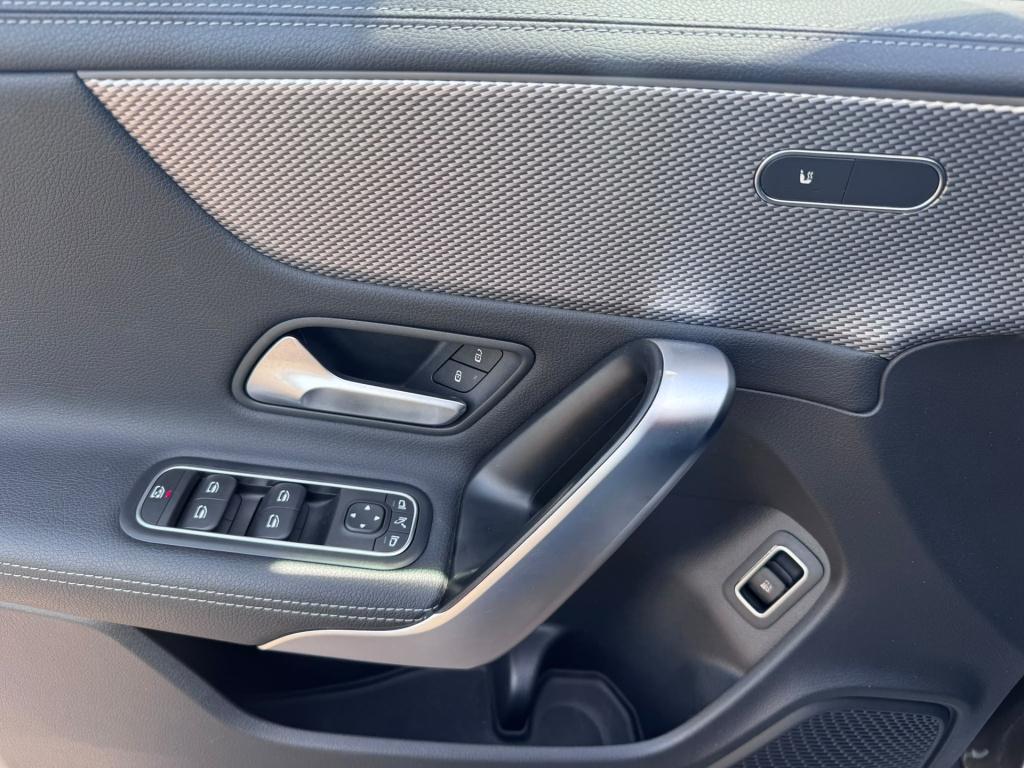 Mercedes-Benz Cla shooting brake 250 e business solution luxury limited
