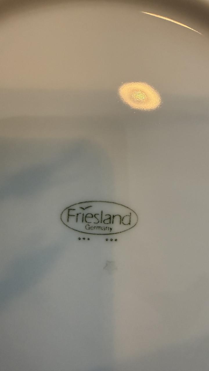 Servies (wit met blauwrandje)