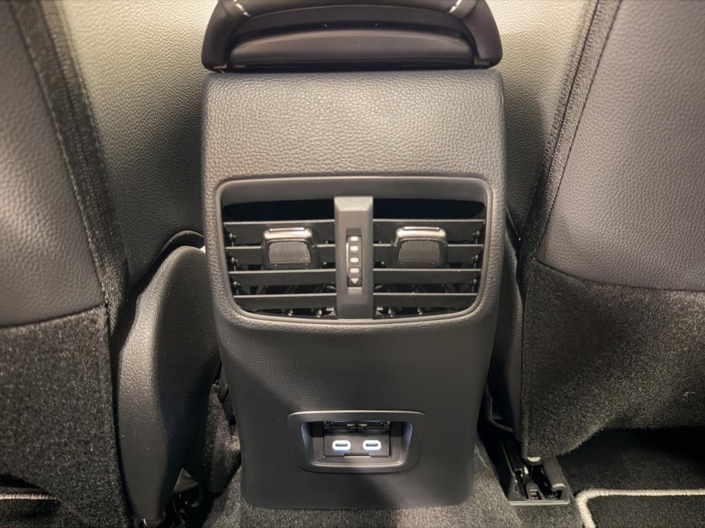 Toyota Corolla Touring Sports hybrid 180 executive