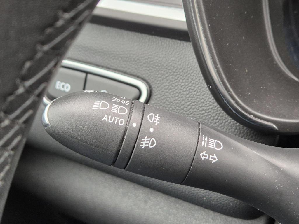 Renault Kadjar 1.3 tce 140 edc automaat techno all season banden, led, blin