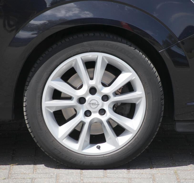 Opel Zafira 2.2 executive