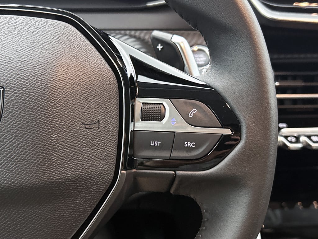 Peugeot 208 hybrid 100 e-dcs6 allure | automaat | | keyless | camera achter