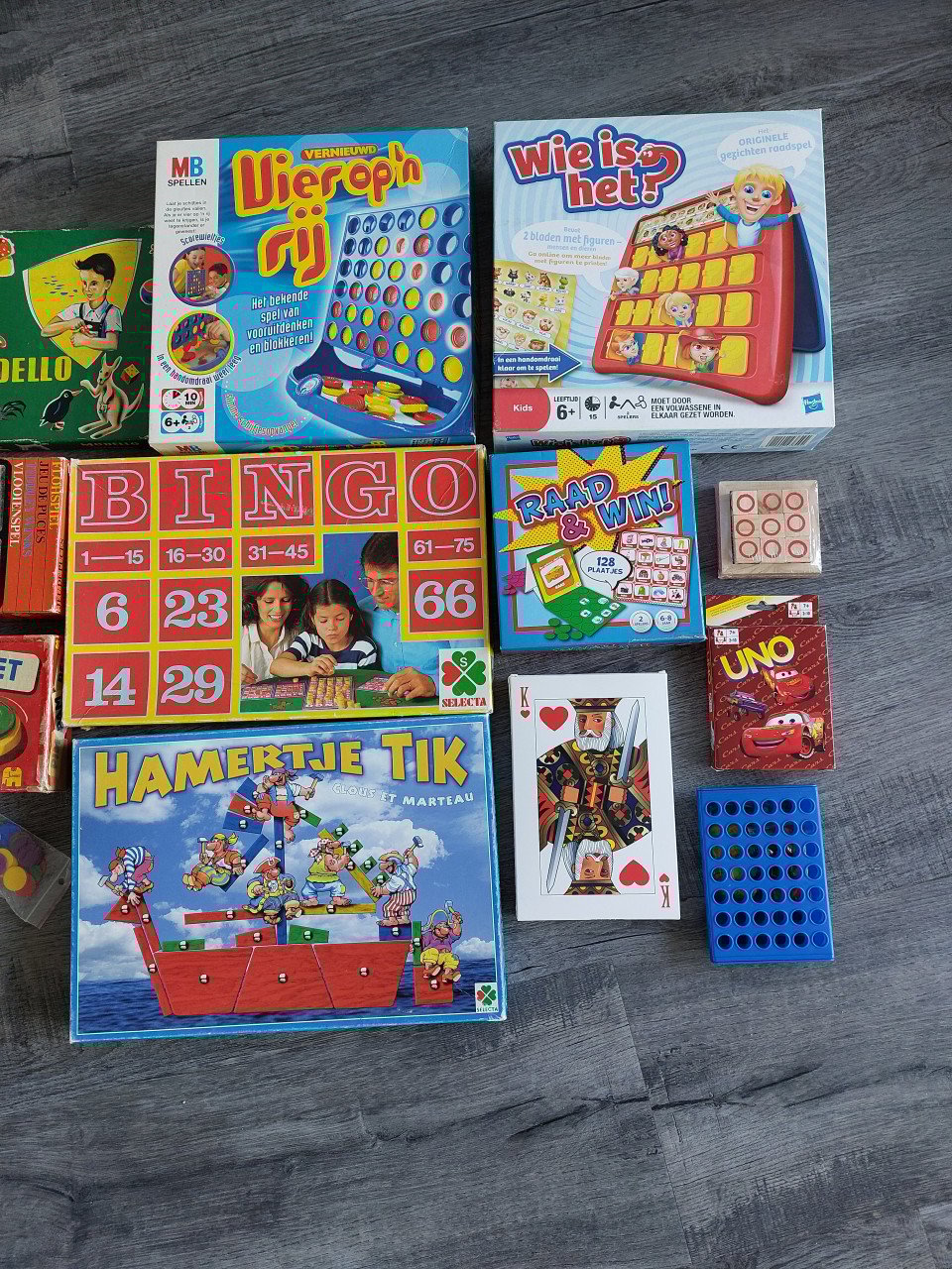 SPELLETJES, 14 stuks.