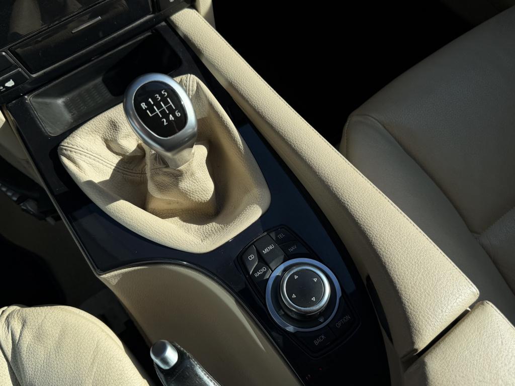 BMW 5 Serie touring 520i business line | cruise | navi | leder | stoelverwa