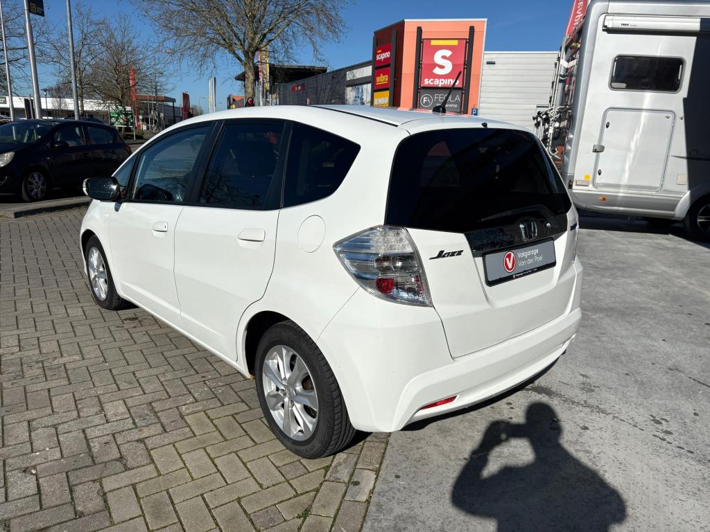 Honda Jazz 1.4 hybrid business mode +