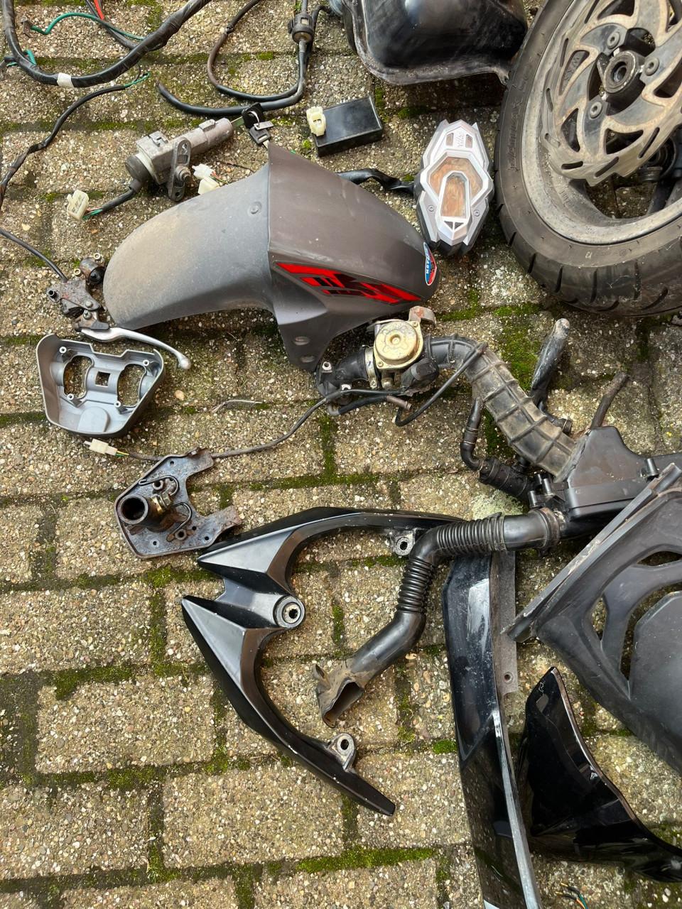 Sym orbit 2 crox onderdelen