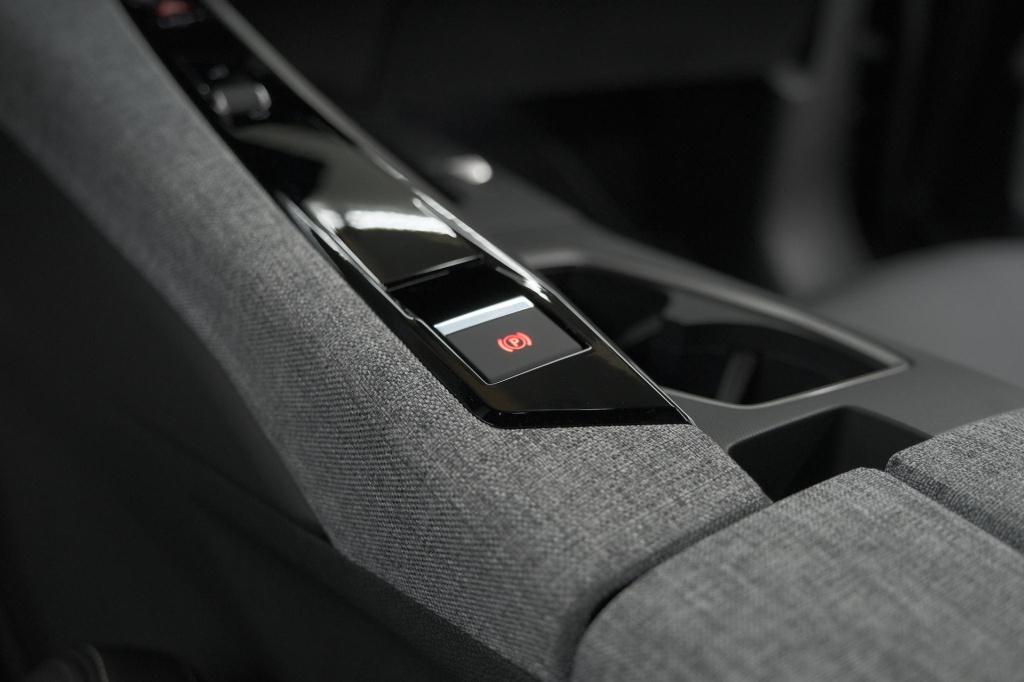 Peugeot 5008 hybrid 145 e-dcs6 gt | panoramadak | camera | elektrische acht