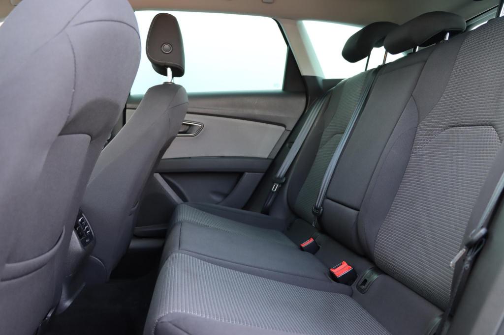 Seat Leon st 1.0 ecotsi style business intense 116pk
