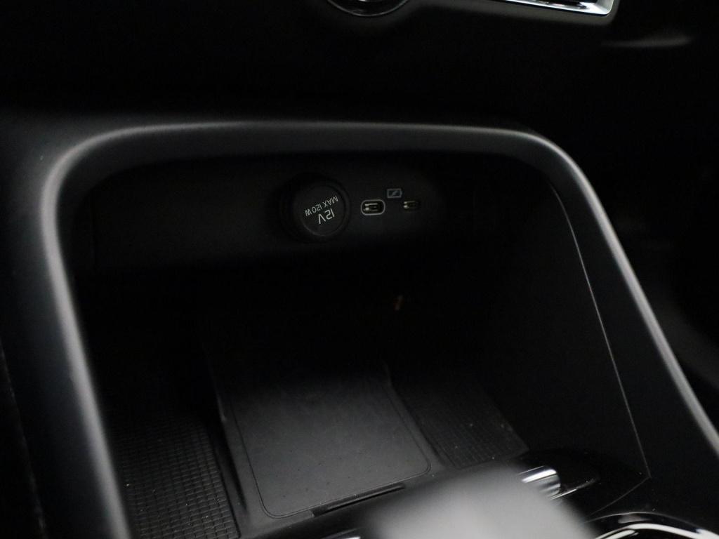 Volvo XC40 recharge core | automaat | apple carplay / android auto | virtua