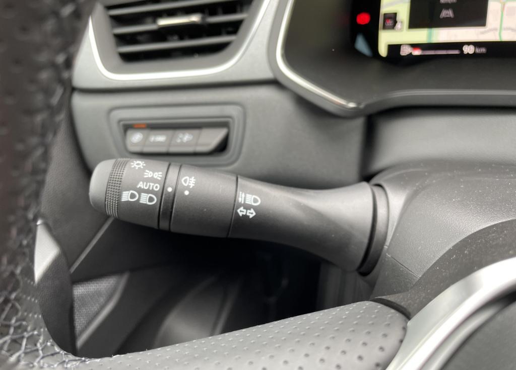 Renault Captur 1.8 e-tech full hybrid 160 techno - two-tone kleurstelling