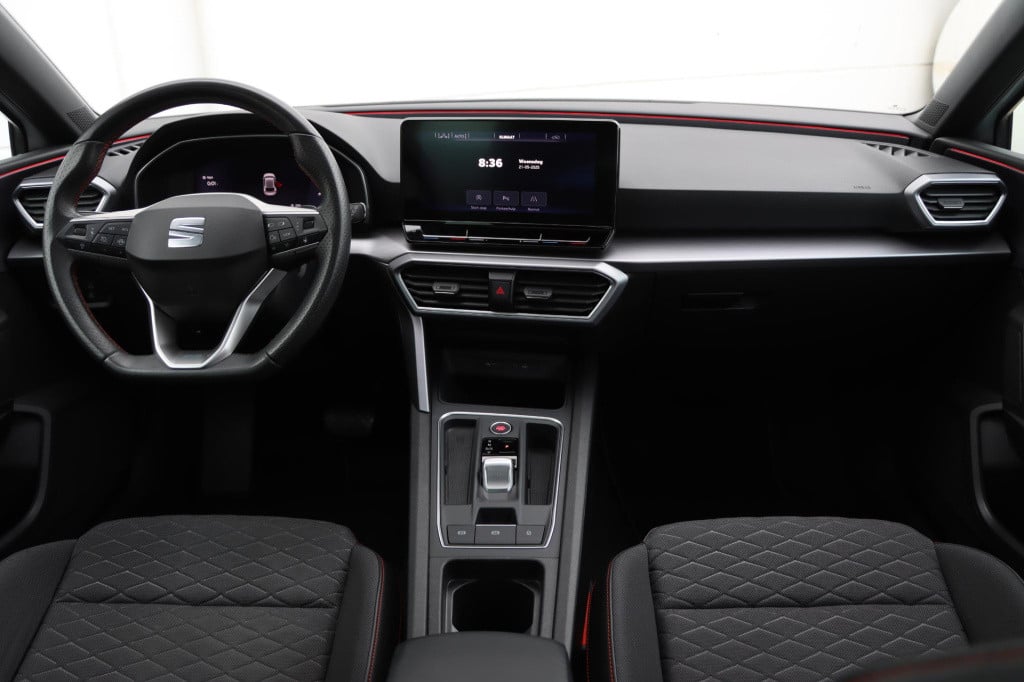 Seat Leon 1.5 etsi fr launch edition dsg7 150pk