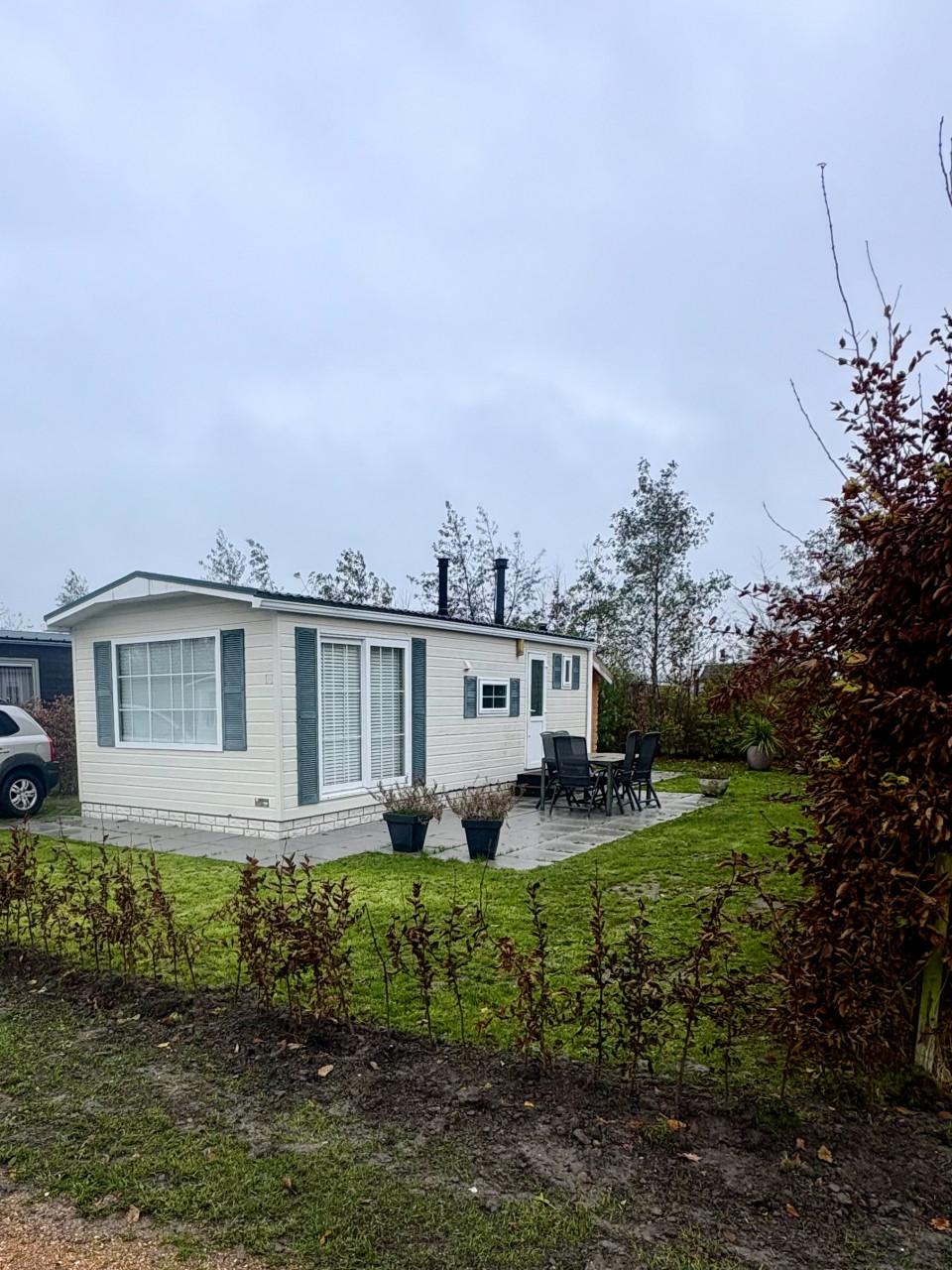 TE KOOP Chalet incl. jaarplaats Baarland