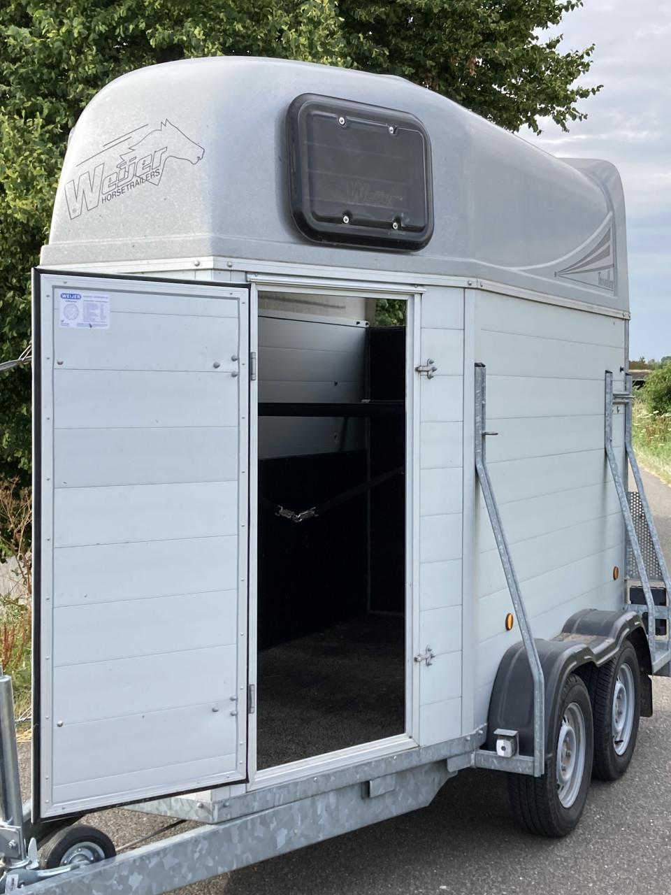 Paardentrailer te huur
