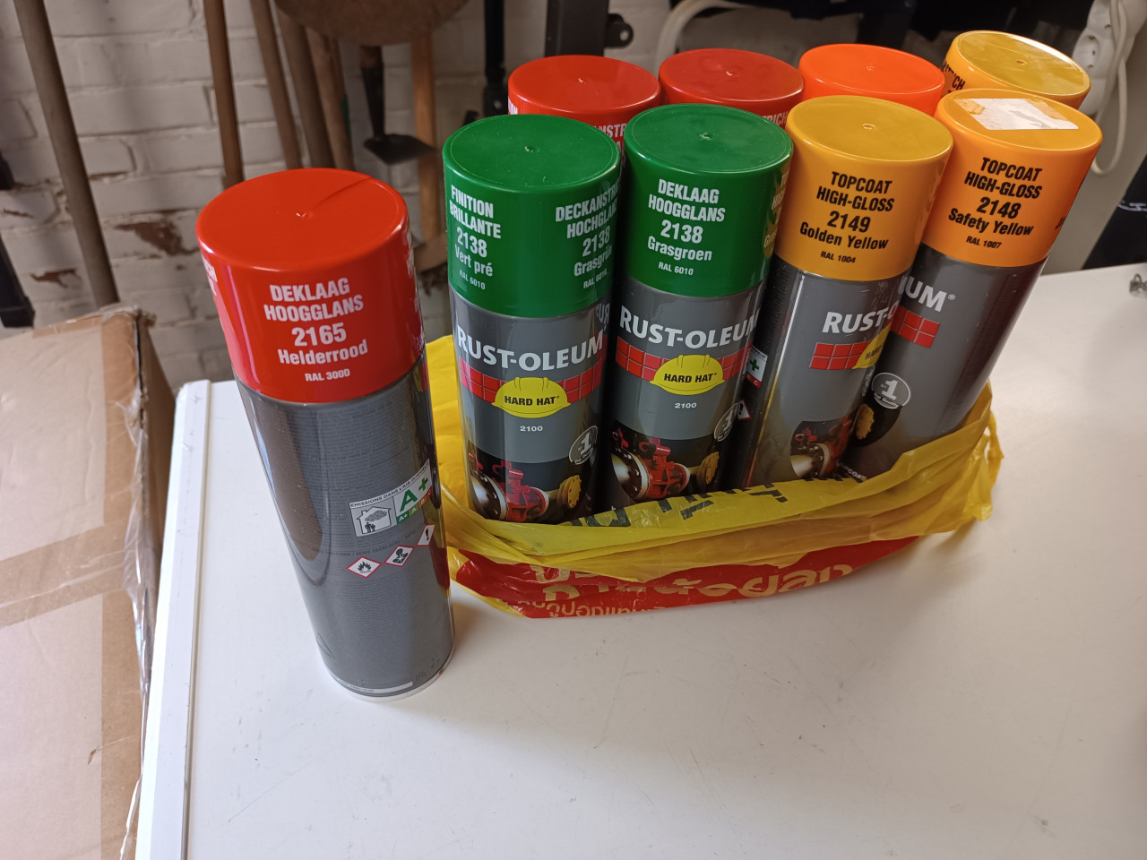 Spuitbussen Rust-Oleum Hard Hat.