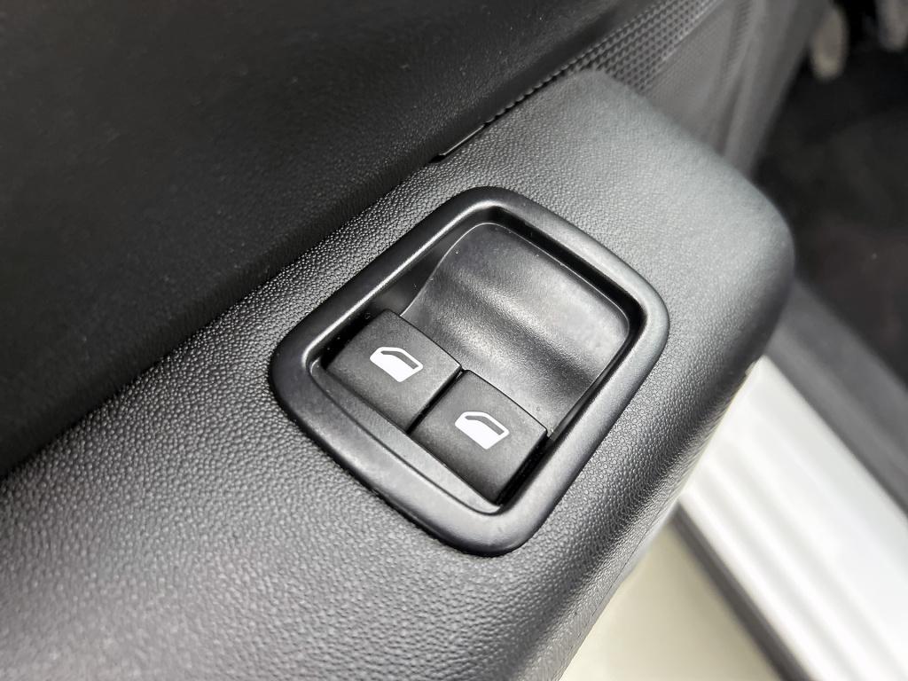 Citroen C3 83 pk feel | rijklaar | navigatie | climate control | apple carp