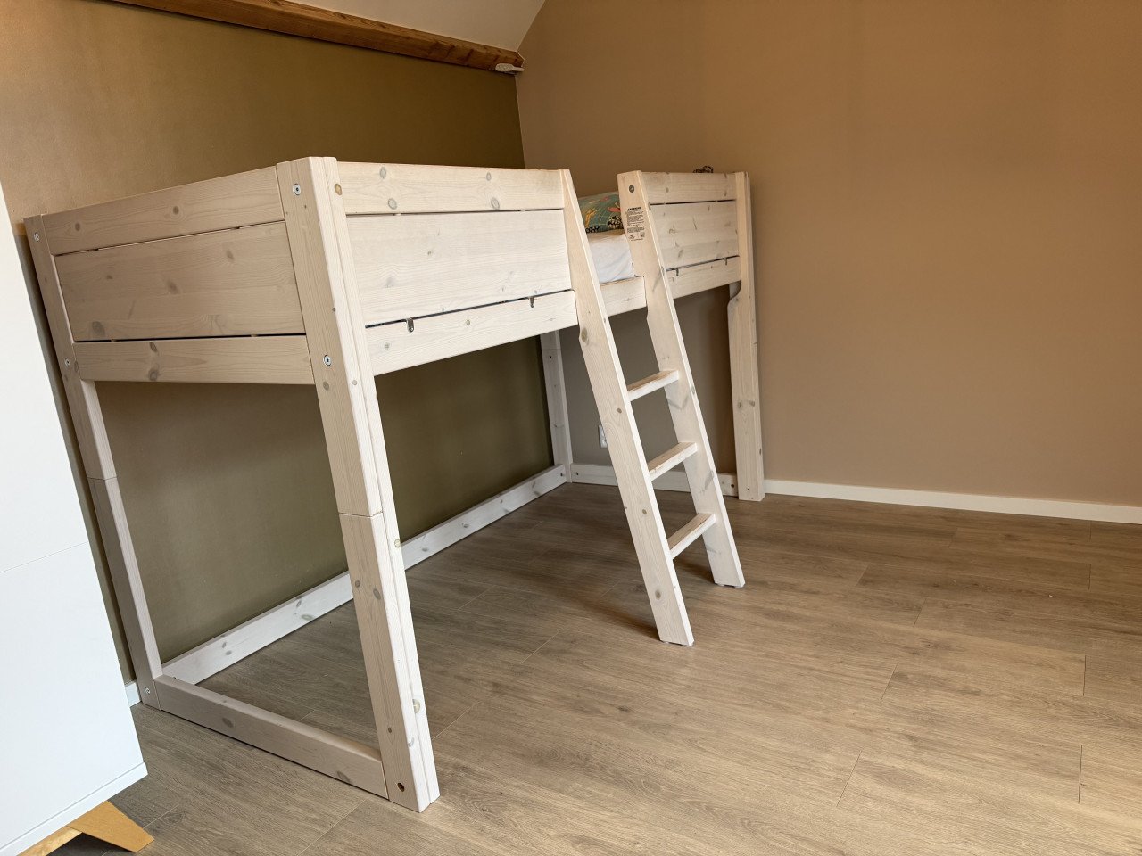 Lifetime Kinderkamer 4-1 Lifetime bed, Kledingkast en dressoirkastje