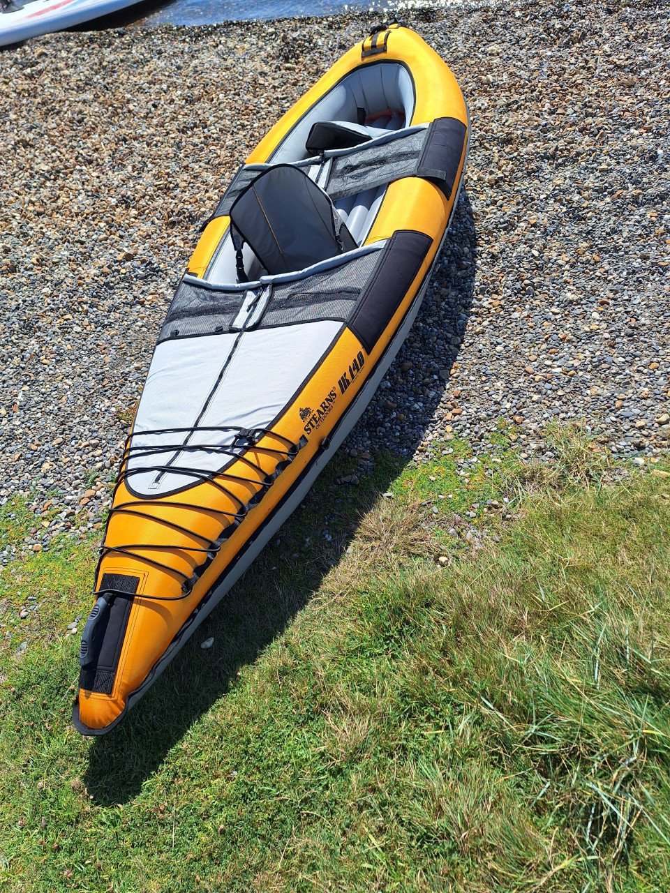 Stearns IK-140 2 persoons kano met 2 deelbare peddels.