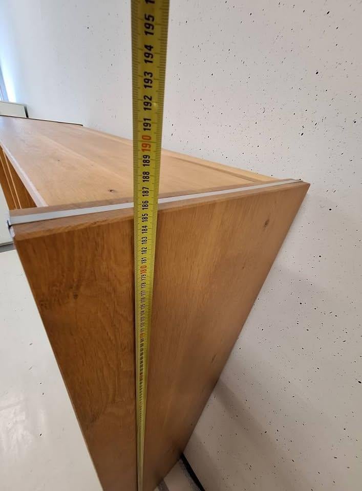 Kast / roomdevider, massief licht eiken