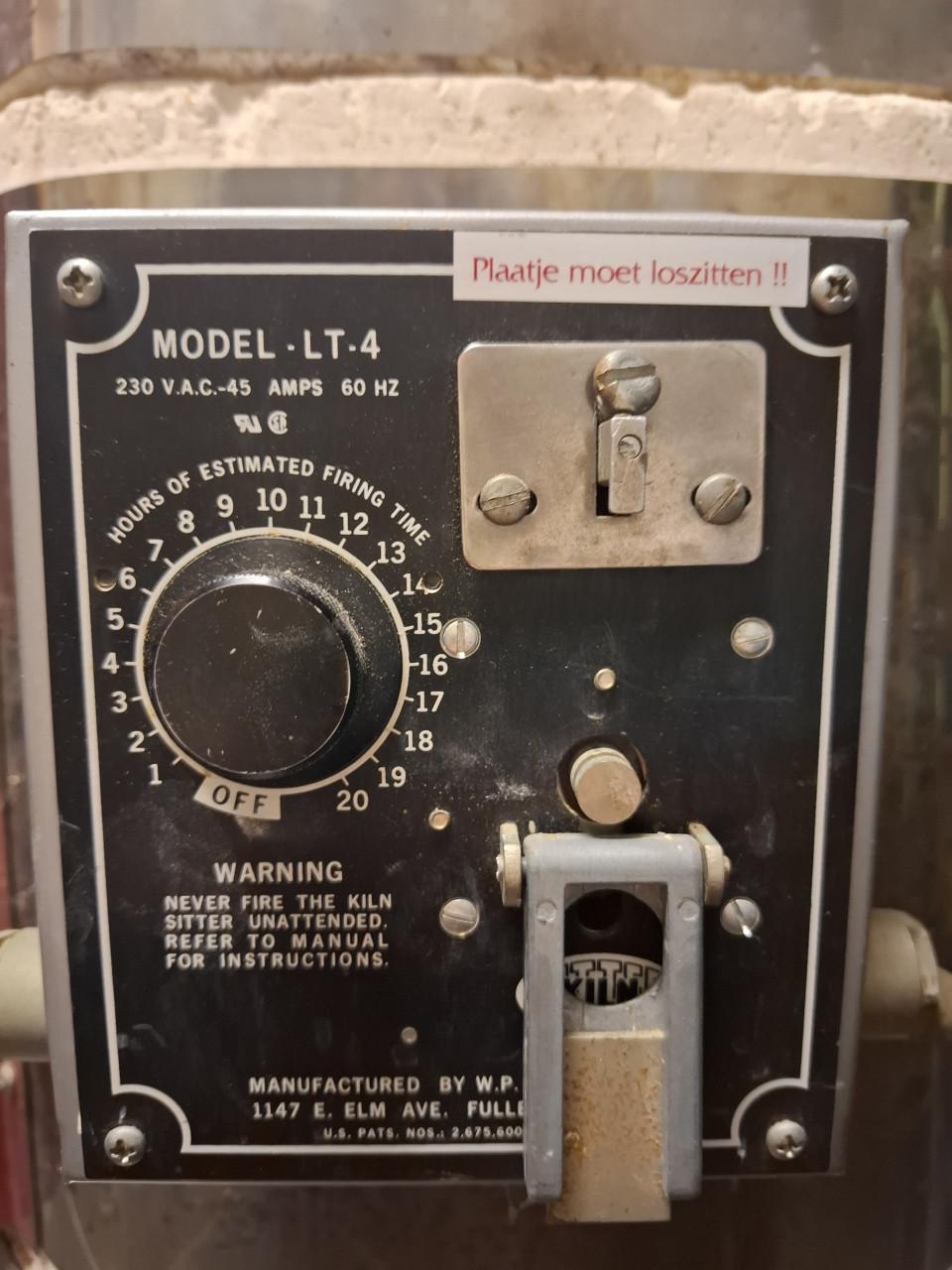 Keramiekoven/ pottenbakkersoven