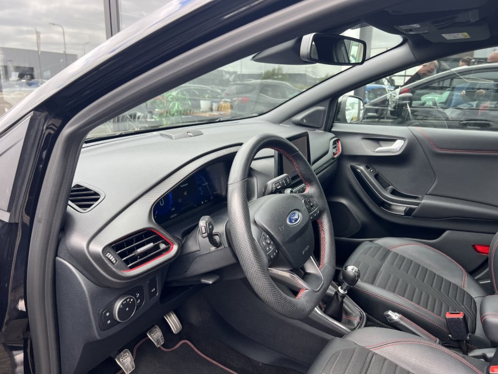 Ford Puma 1.0i ecoboost hybrid 125pk st-line x , pano dak , winterpack