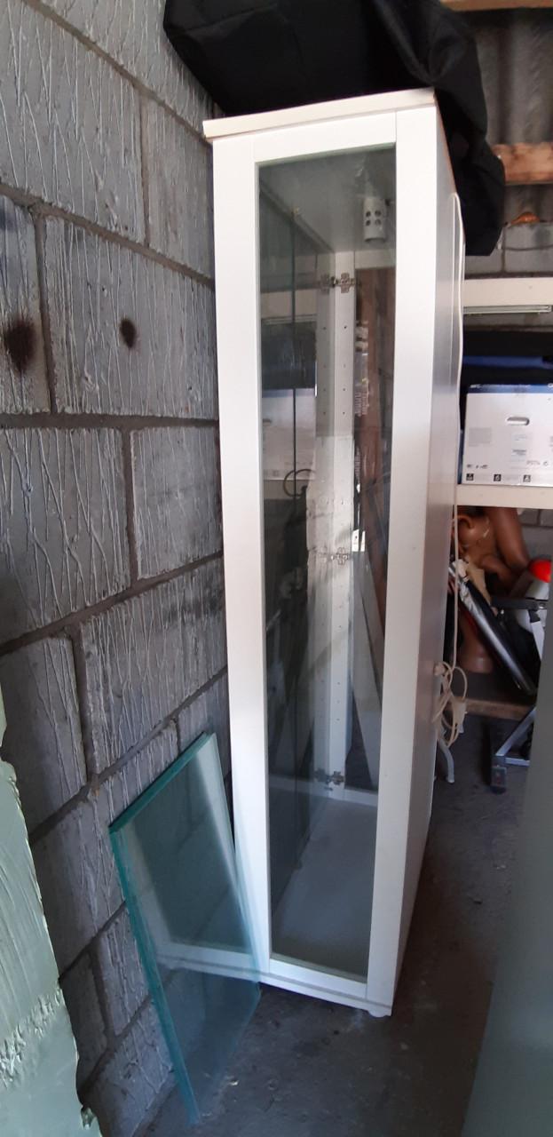 Vitrine met verlichting
