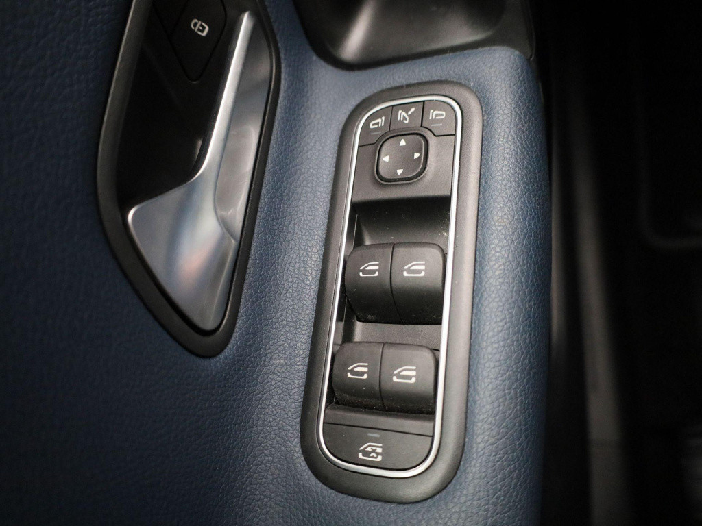 Mercedes-Benz A-Klasse 200 business solution plus | automaat | half leder |