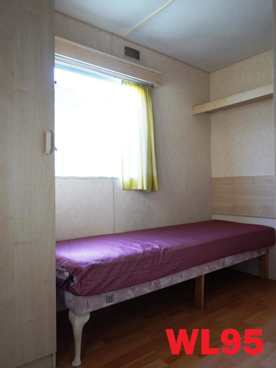 Betaalbare opknap stacaravan te koop voor 6 personen