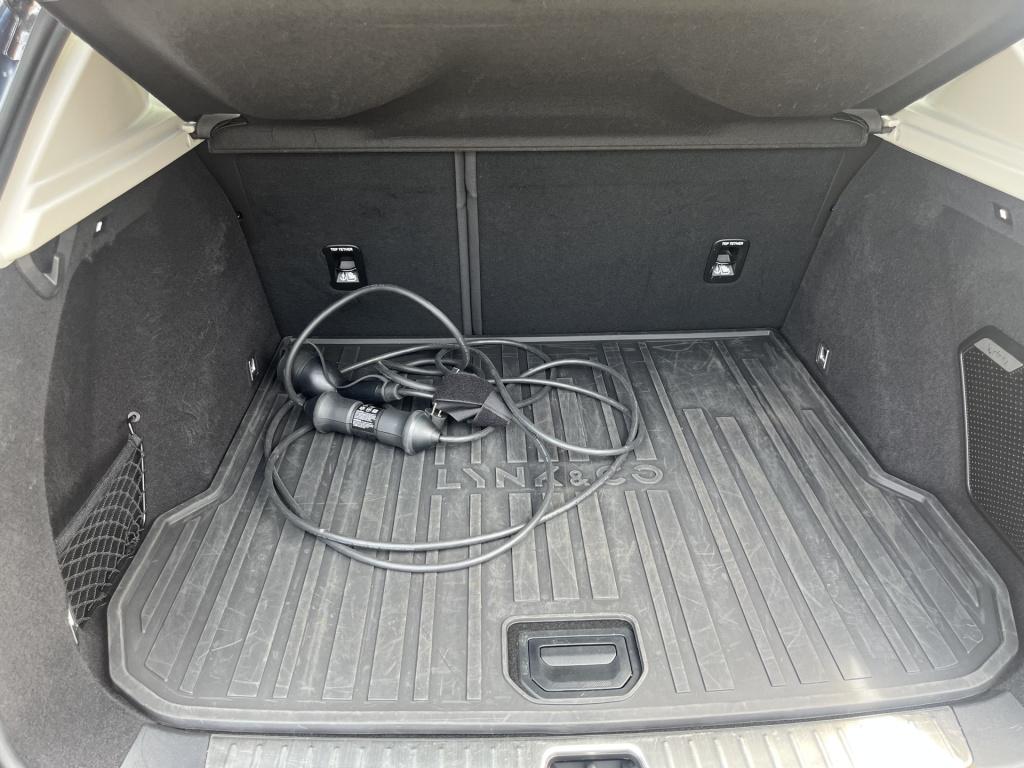 Lynk & Co 01 1.5 262 pk phev navi 360gr schuifdak 1e eigenaar