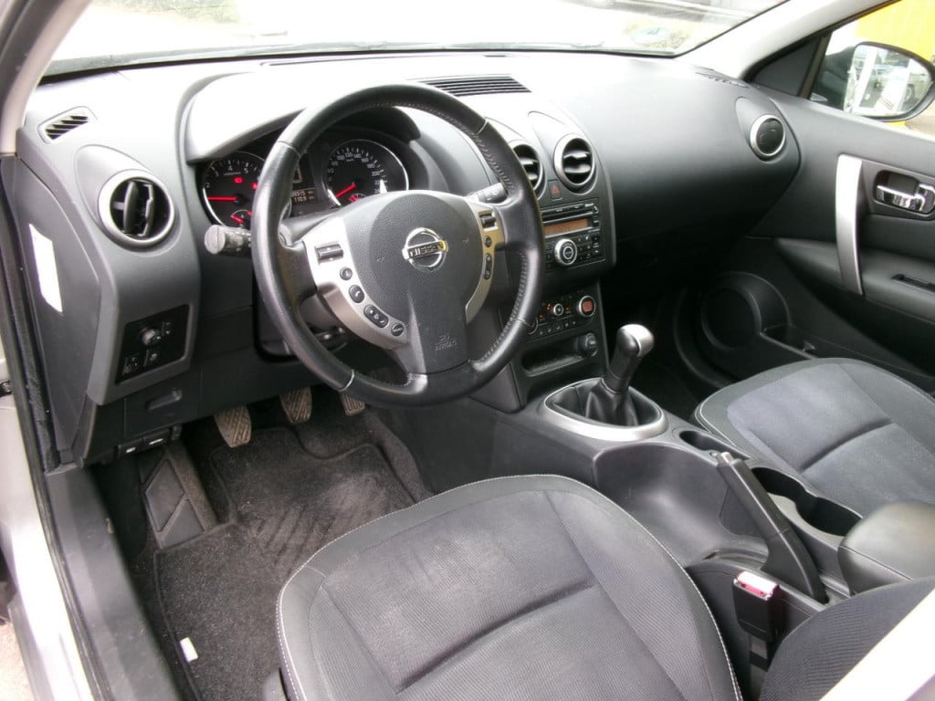 Nissan Qashqai 1.6 cvtc airco, cruise-contr., pdc, trekhaak