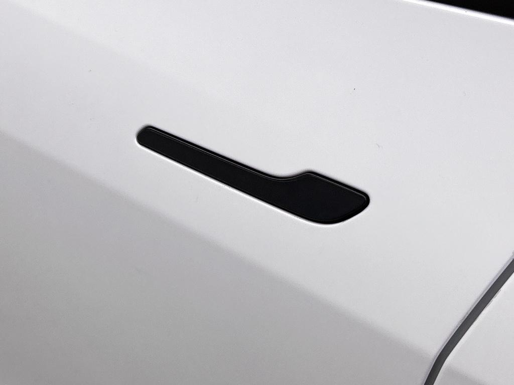 Tesla Model Y performance awd 75 kwh | leder | parkeercamera | schuif-kante