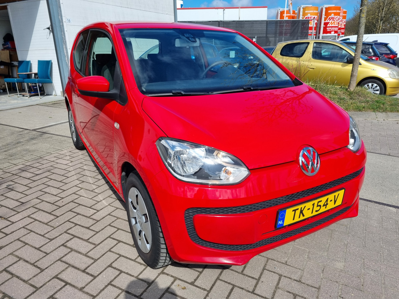 Volkswagen Up! 1.0 take up! BlueMotion | 121.259 KM | Cruise control!