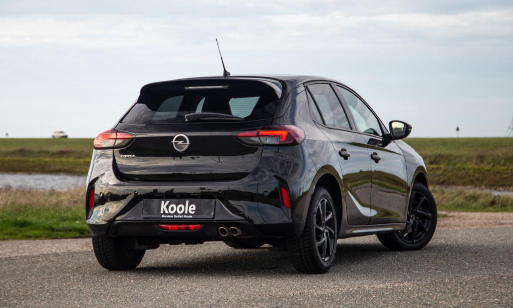 Opel Corsa 1.2 turbo gs black line / apple carplay / automaat / 360 camera 