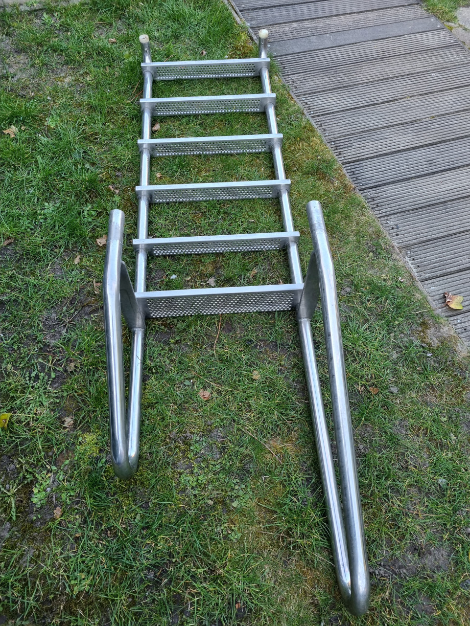 Zwembadtrap, boottrap of te gebruiken als aanlegsteigertrap