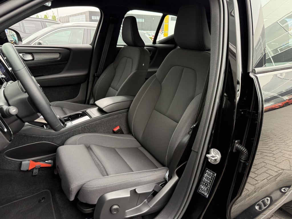 Volvo XC40 recharge twin plus 409pk 1e eigenaar