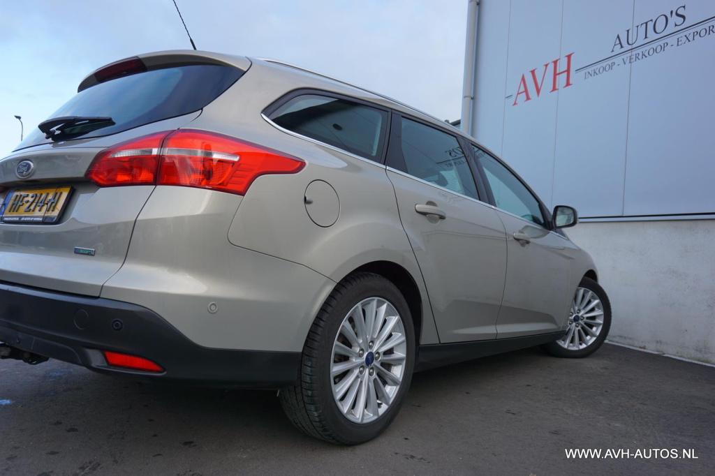 Ford Focus wagon 1.0 titanium edition